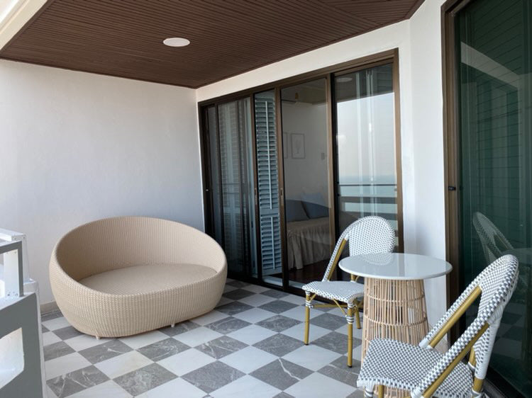 Outdoor Donut Daybed