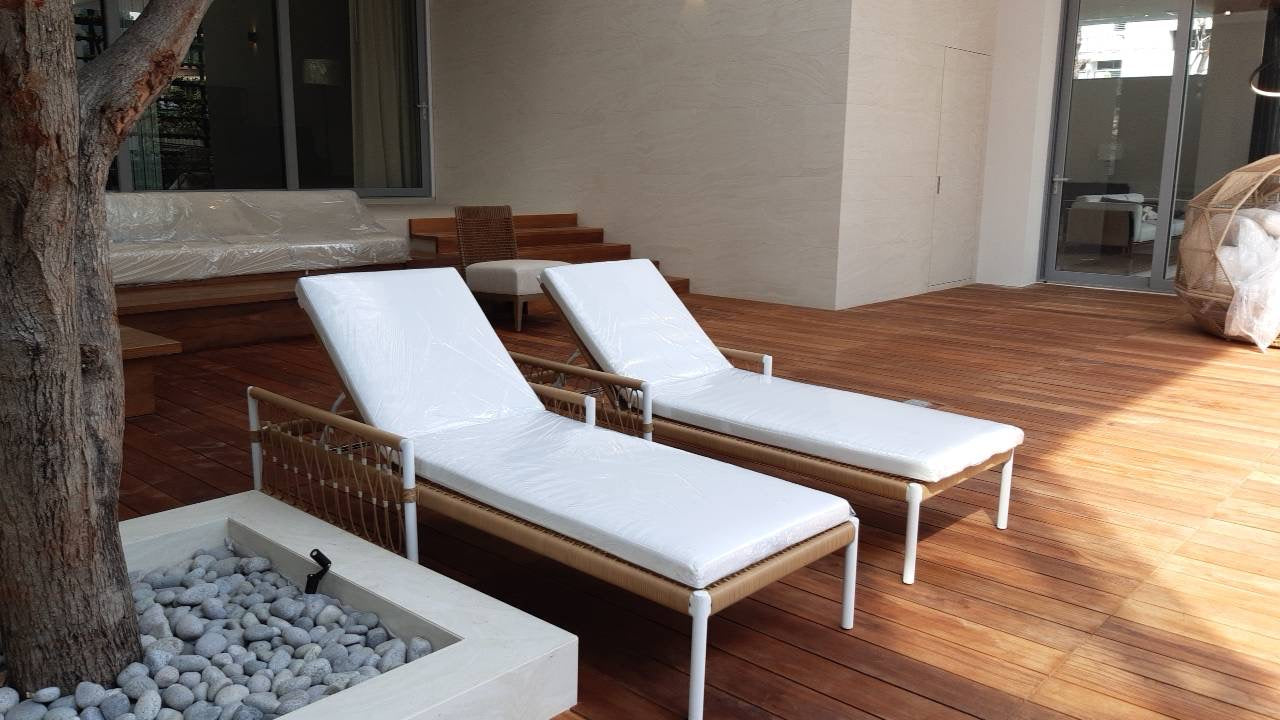 Outdoor Sunny Daybed