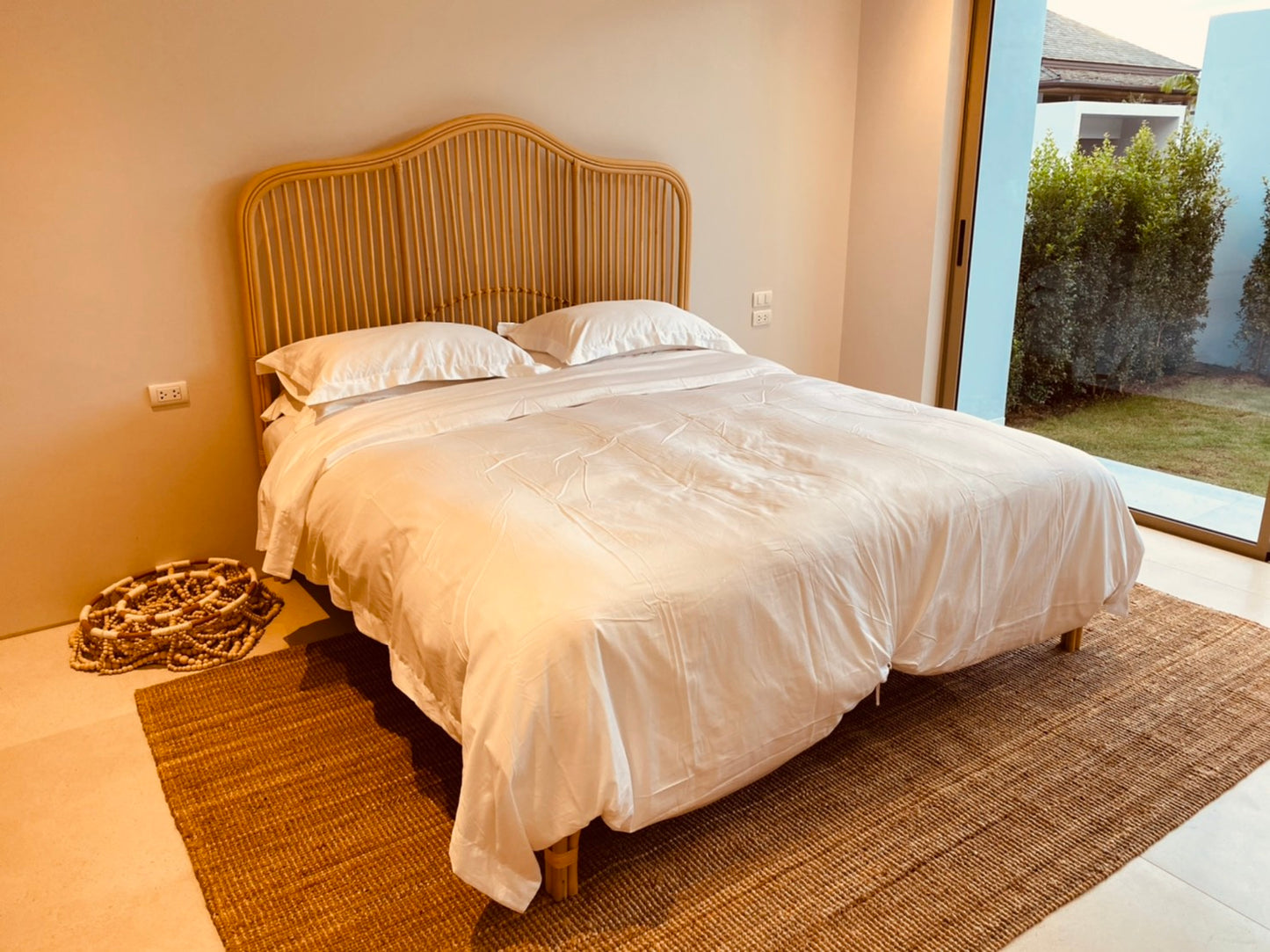 Dreamwave Rattan Bed