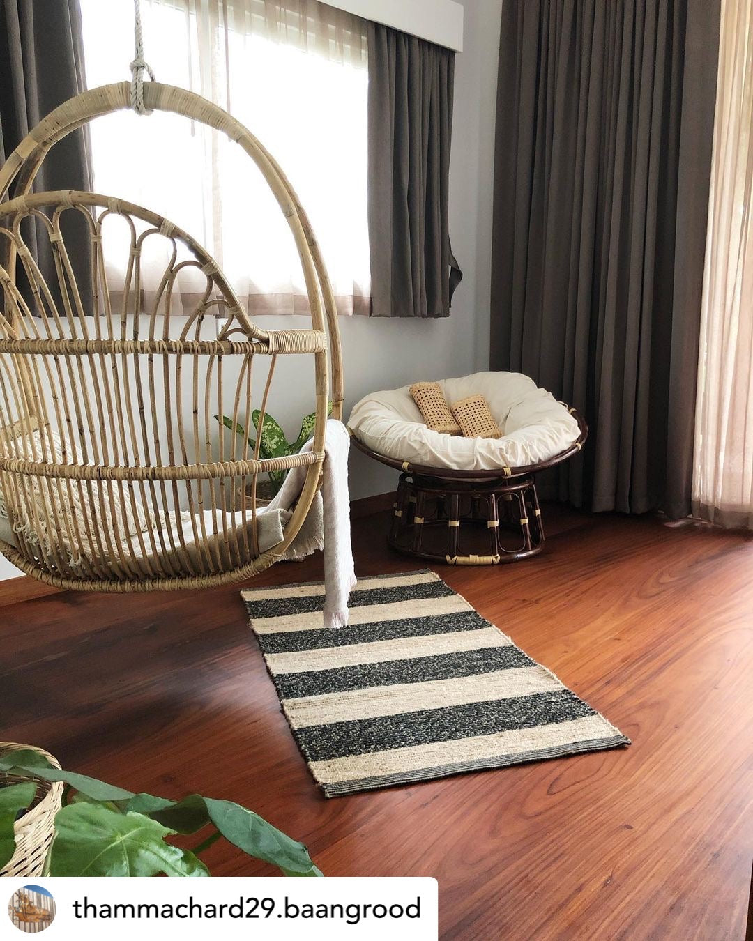 Urban Rattan Hanging Chair