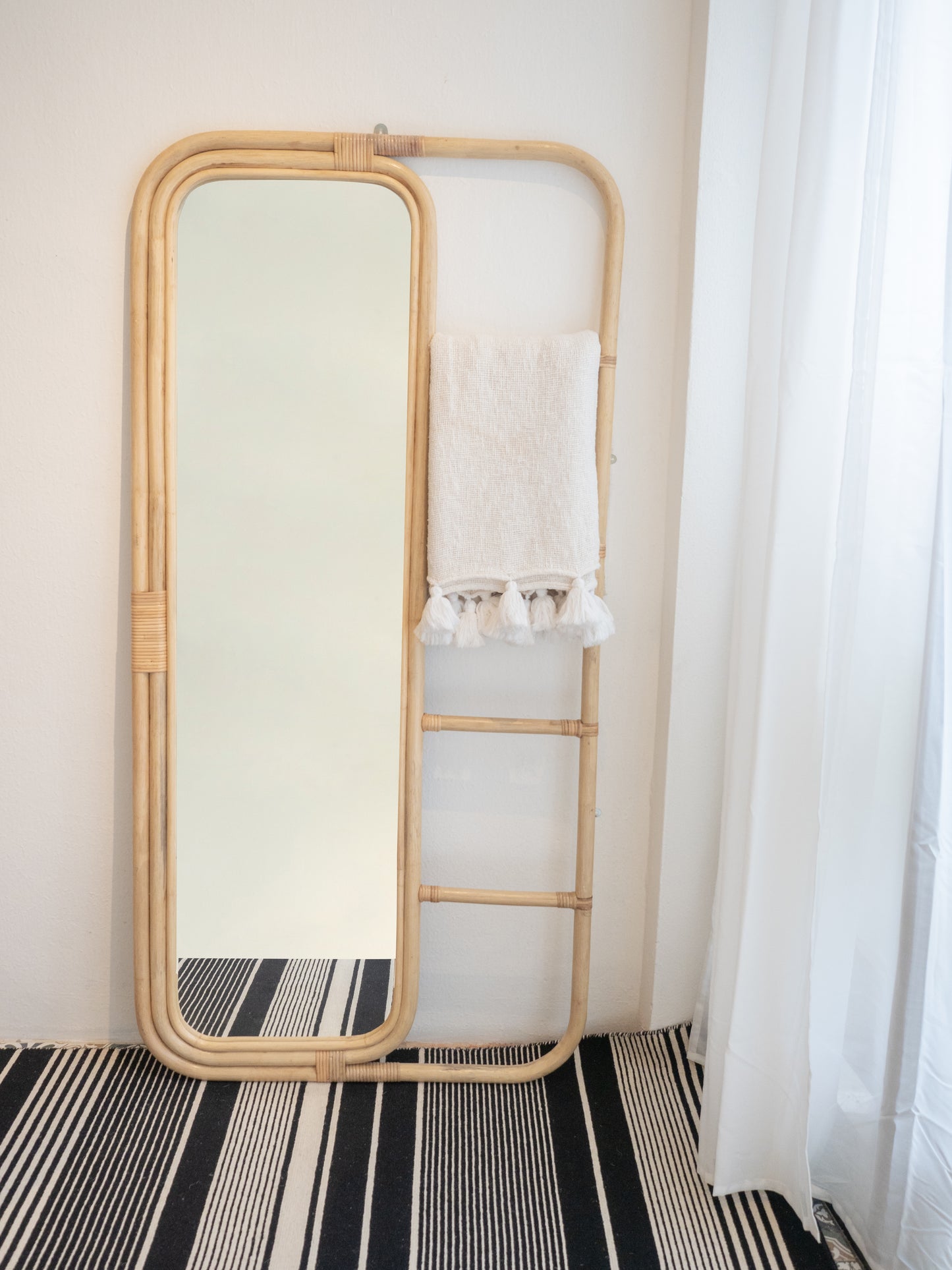 Urban Hanging Rattan Mirror