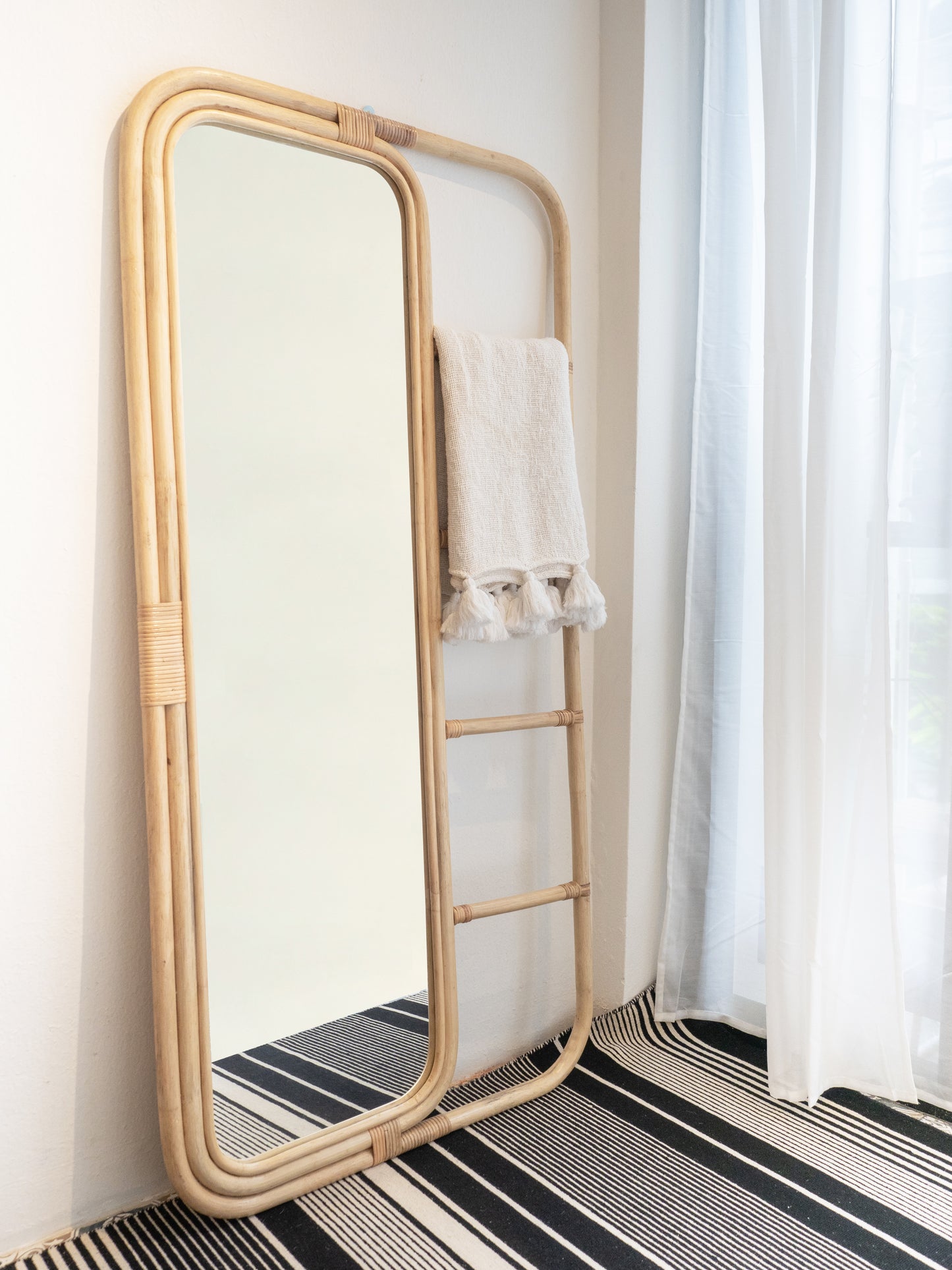 Urban Hanging Rattan Mirror
