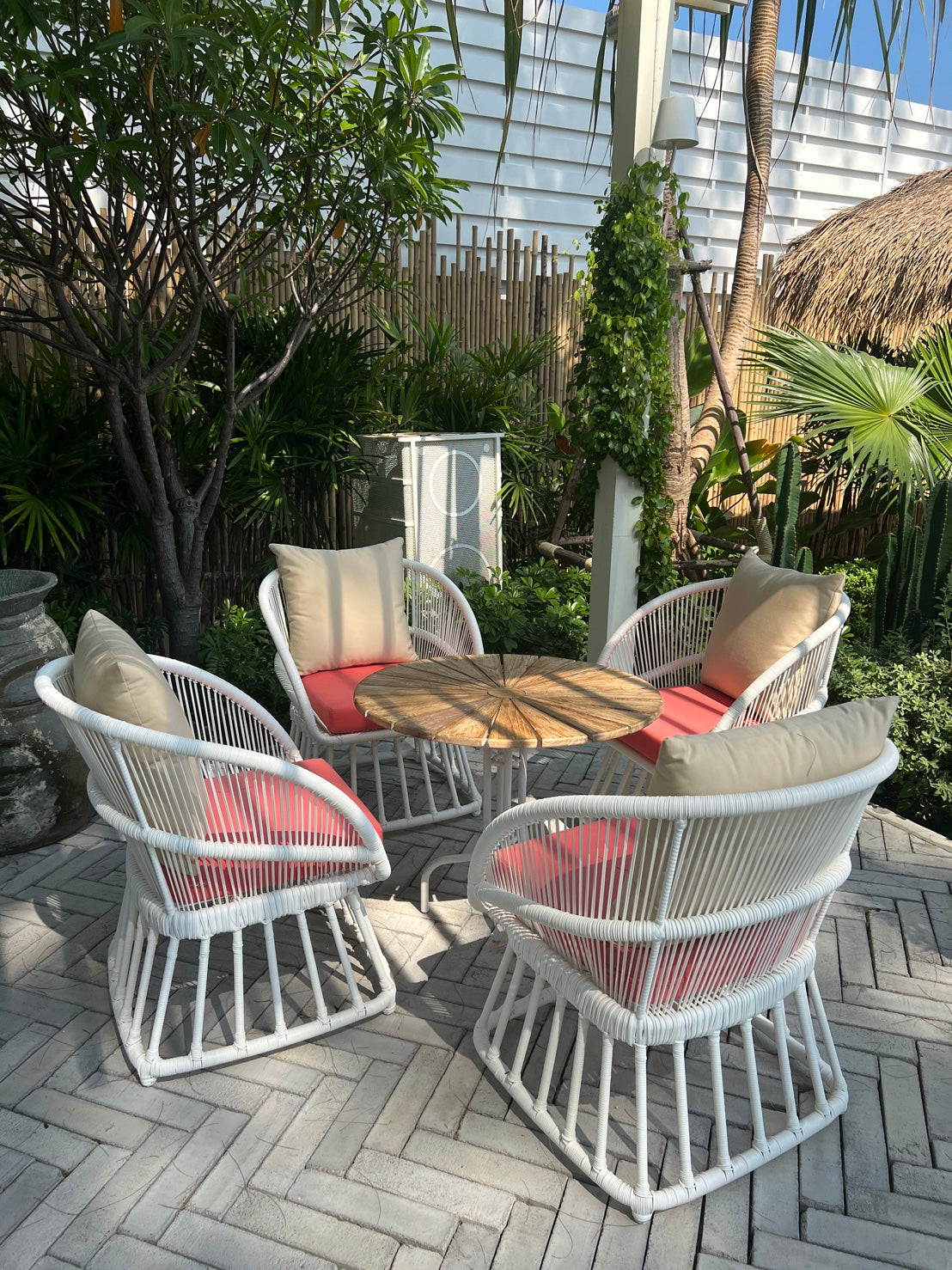Outdoor Tropical White Armchair